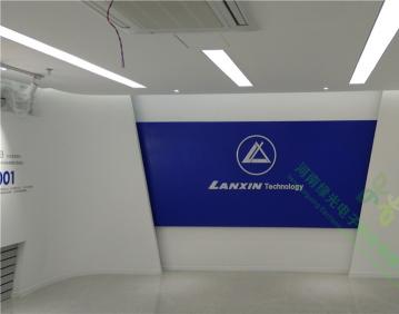 欧宝体彩(中国)有限公司蓝信科技有限公司展厅，虚拟高铁，模拟驾驶